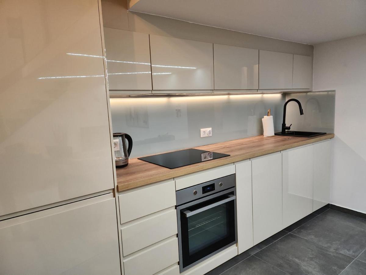 K21 "The Good Shepherd" Apartment Budapest Eksteriør bilde