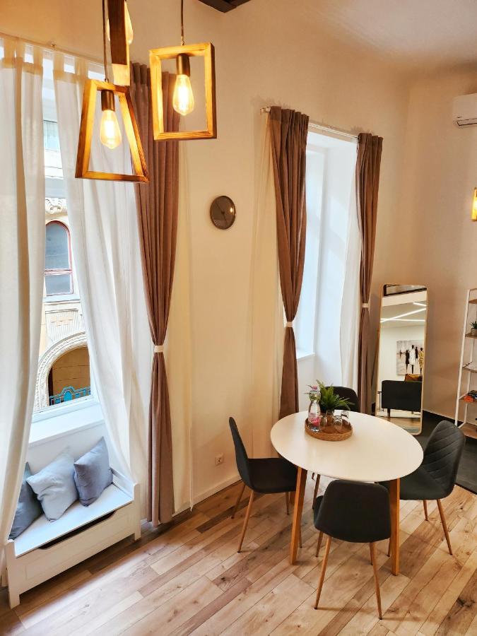 K21 "The Good Shepherd" Apartment Budapest Eksteriør bilde